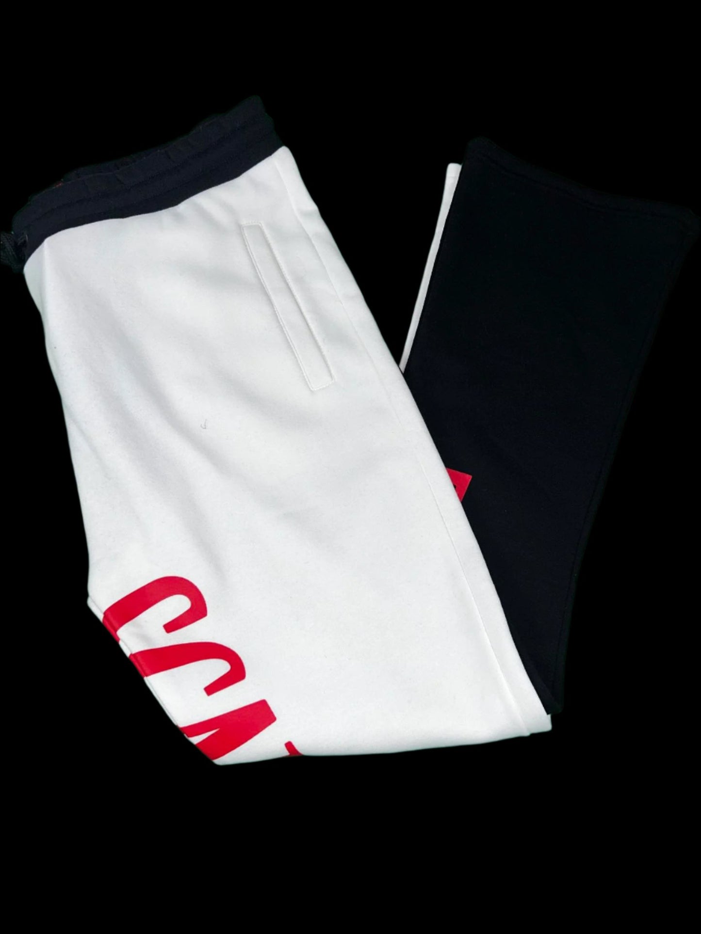 Scarface Say Hello Sweatpants - White/Black